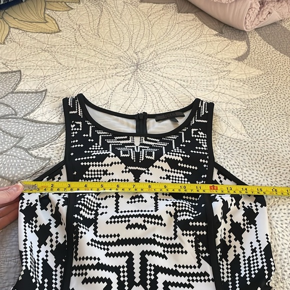 EUC Black and White Peplum Top - Picture 3 of 5